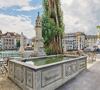 Titelbild Neptunbrunnen Stadt Luzern