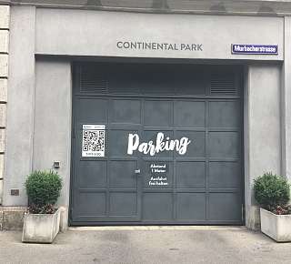 Entrance of the garage from the Hotel Continental Park