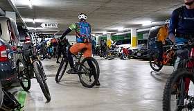 Tiefgarage und Bikewerkstatt